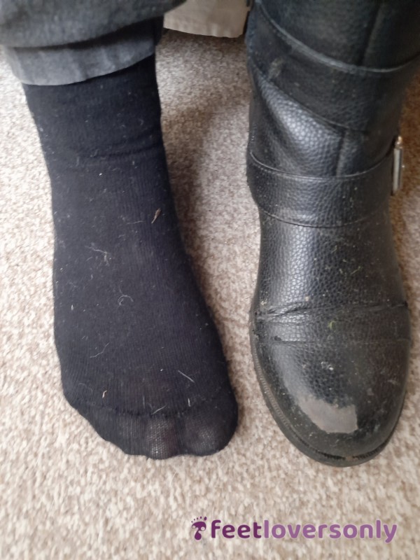 48hr Black Socks Worn In Work Boots