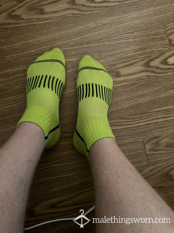 $8- Bright Green Ankle Socks