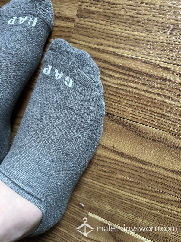 $9-Grey No Show Socks