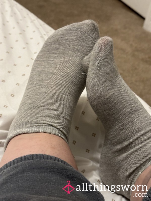 All Grey 24 Hour Wear 🧦🥵