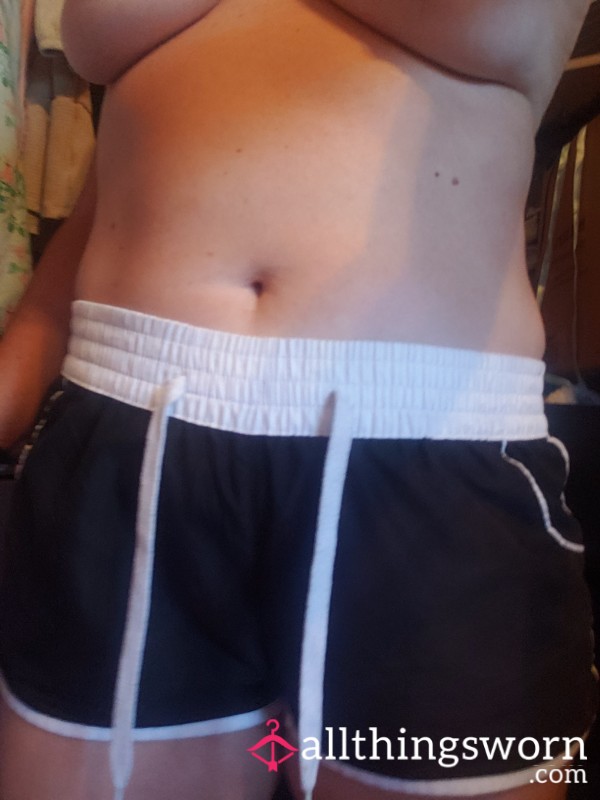 Black And White Booty Workout Shorts Size M Worn For 3 Days So Far!!
