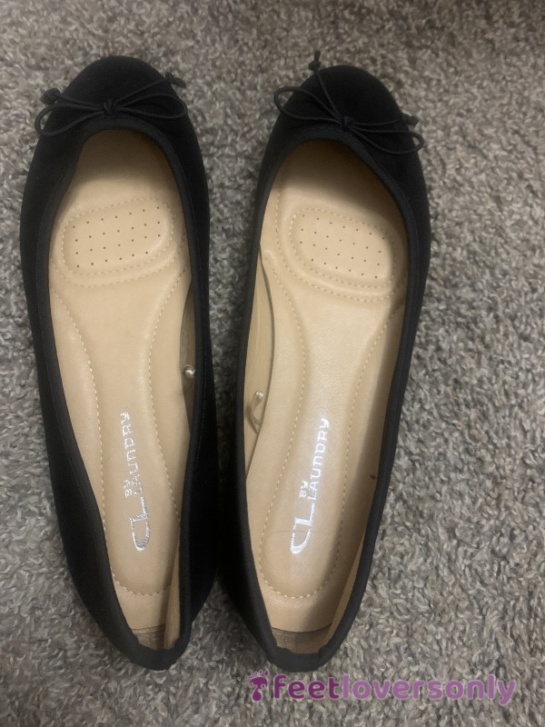 Size 8 1/2 Rounded Black Flats W/ Thin Bows