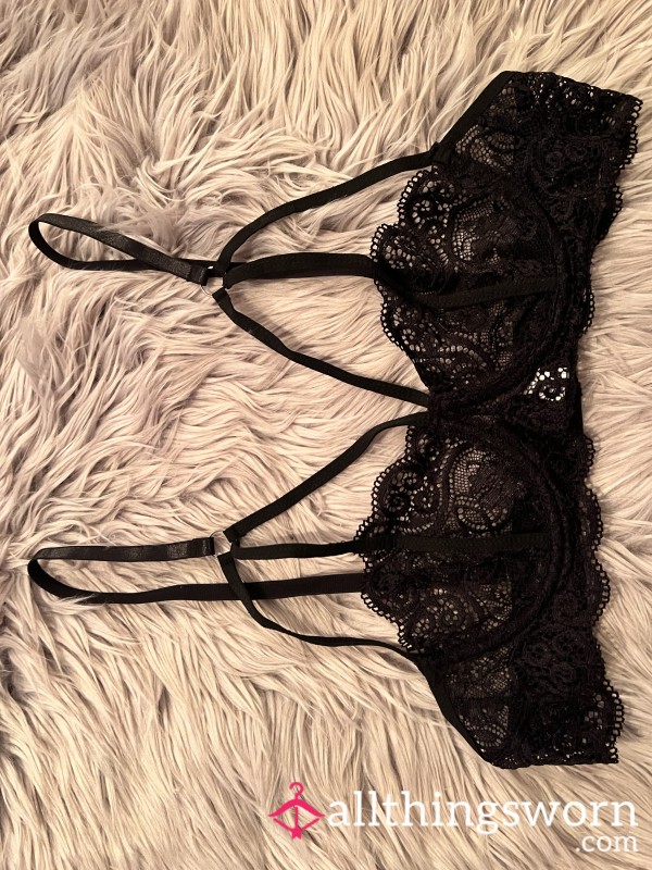 Black Flor*l Lace Bra 💐