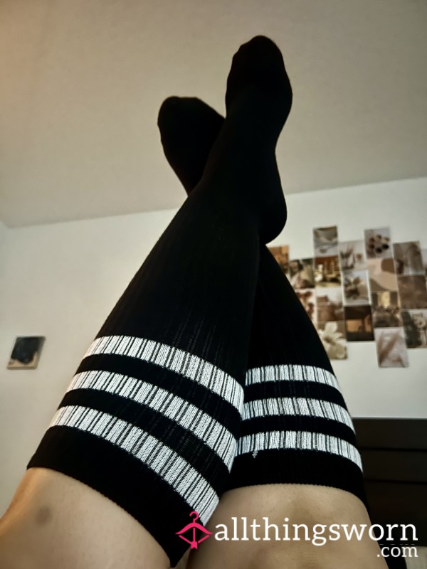 🧦🖤 Black Knee High Socks 🖤🧦