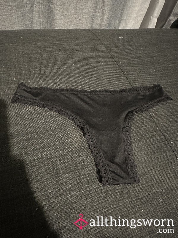 🖤BLACK LACE THONGS🖤 (READ DESCRIPTION!)