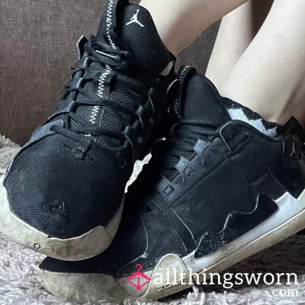 🖤 Black Nike Jordan Trainers ♡ Includes 3 Min Video + Photo-Set ♡ Size 6 UK ♡ Worn For 2+ Years