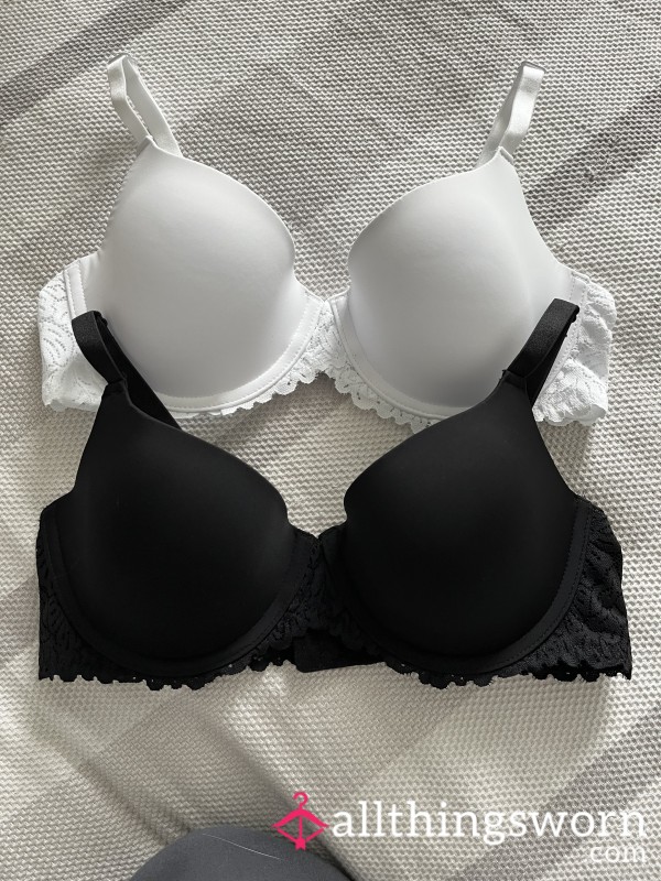 Black Or White Bra With Lace Detail🖤🤍