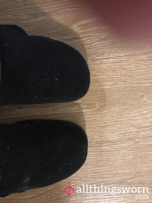 Black Slippers