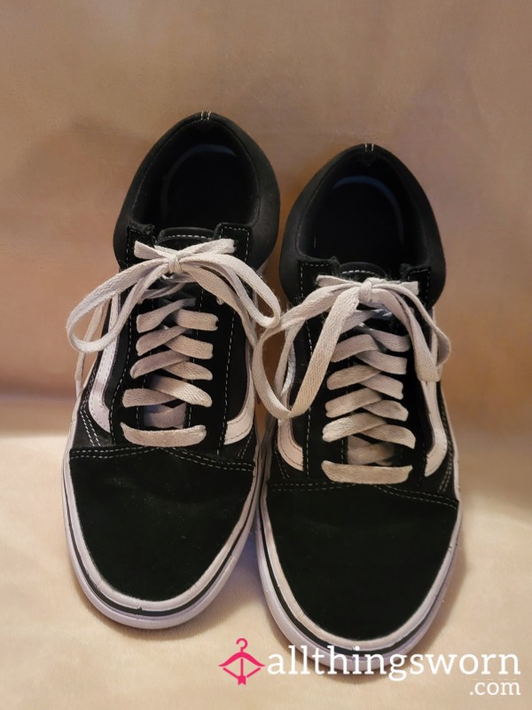 Black & White Vans - Size 9 - Very Worn & Real Dirty!