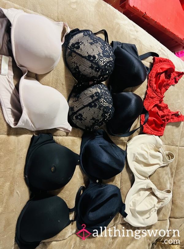 Bra 38 Pick Your One Comes With Seven Day Where