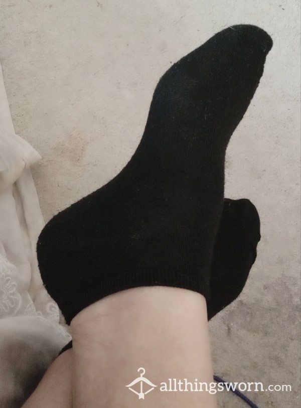 Black Or White Ankle Workout Socks 🧦