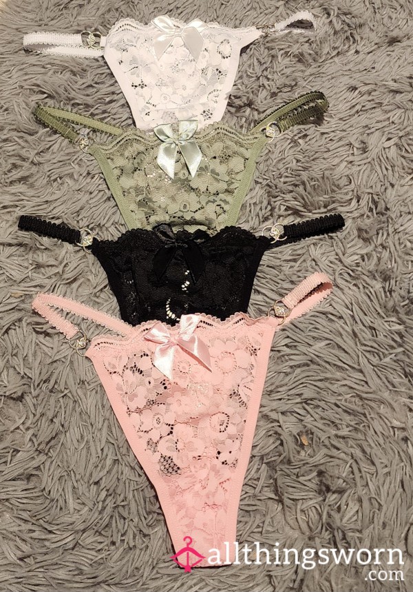 Cute Flor*l Lace Thongs