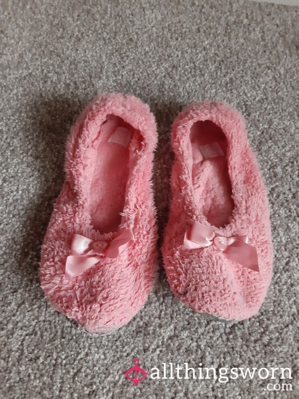 Cute Pink Fluffy Slippers