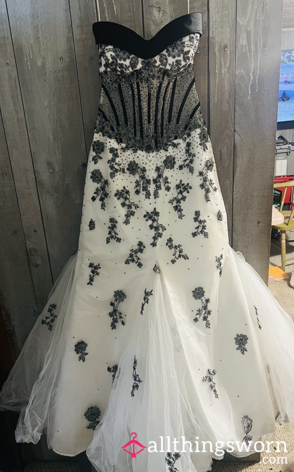 Elegant Prom Dress Size 6