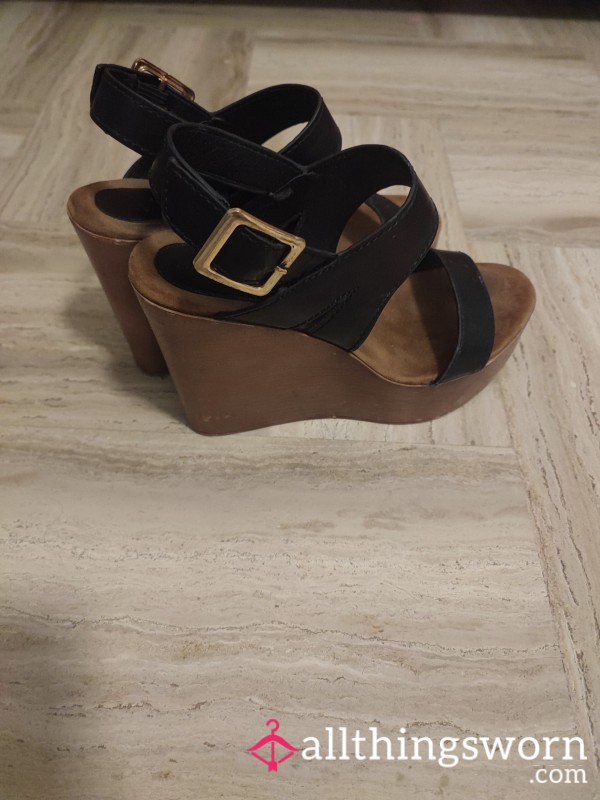 Elegant Shoes With Wedge Heel, Heel Strap And Platform