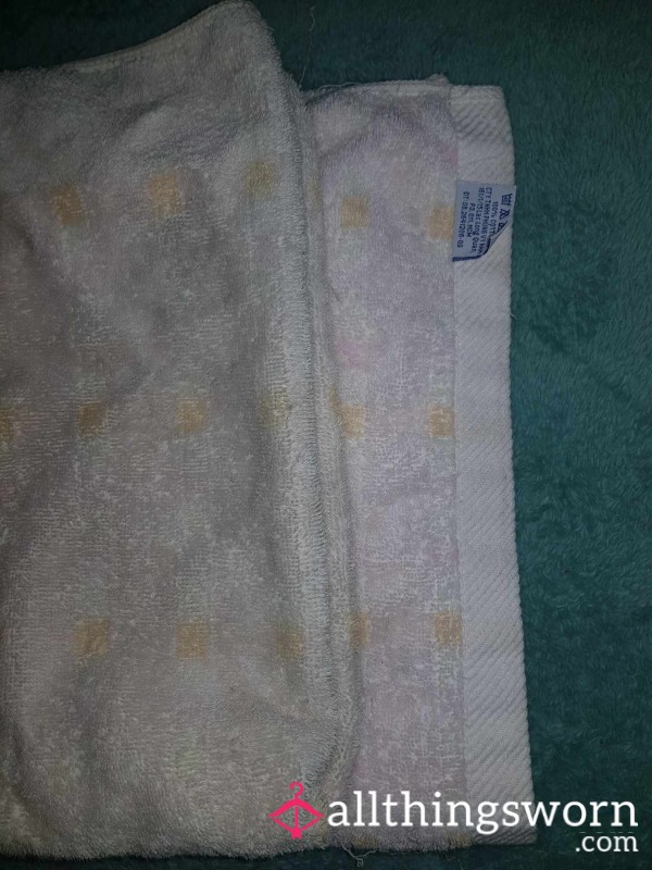 ELITE ITEM - Squirt/Pee Towel