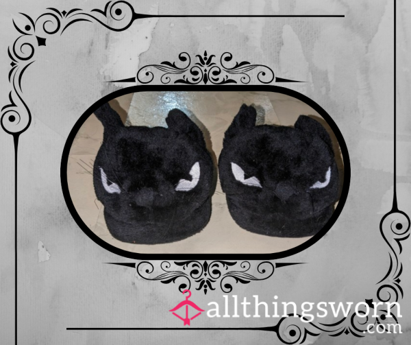 ((SOLD)) (On Sale!  Was $35!) Emily The Strange Slippers, Size S