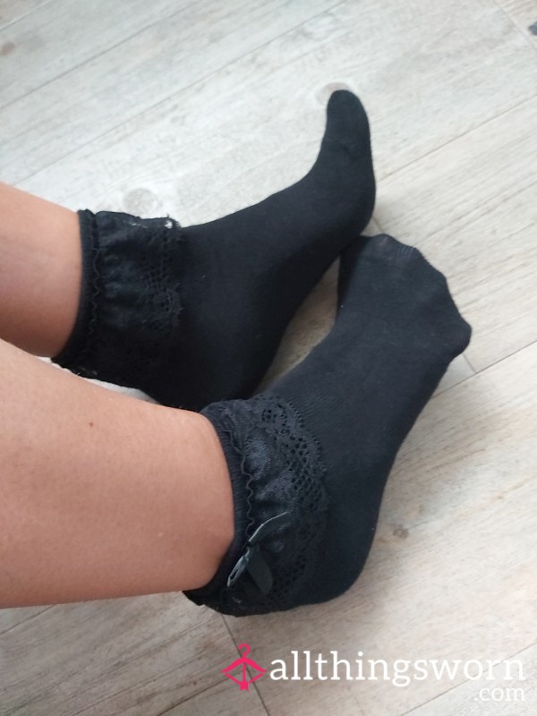 Filly Cute Bow Black Ankle Socks