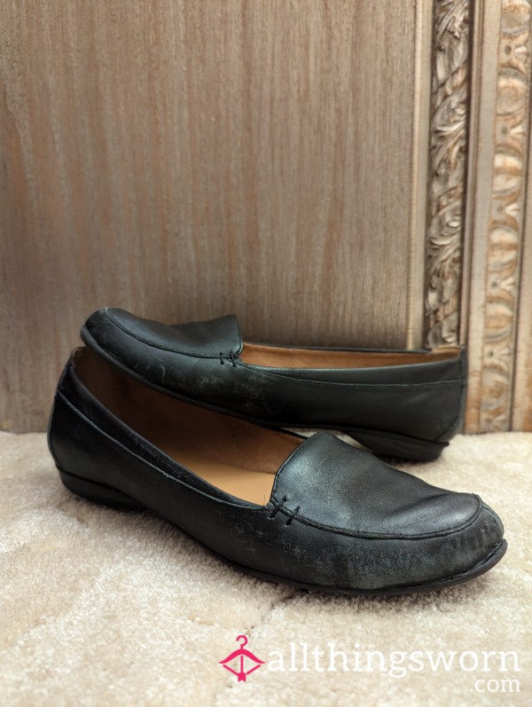 Flight Attendant Black Dress Shoes - Well Traveled Internationally!