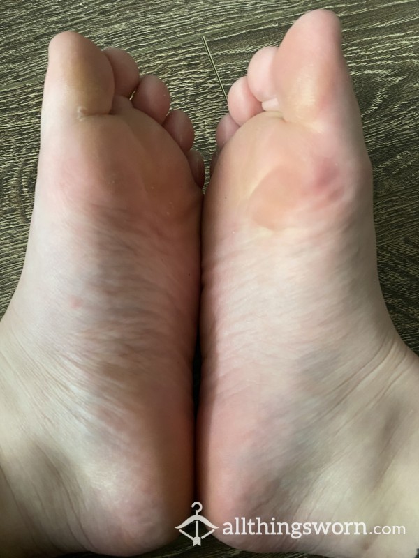 Freshly Pedicured, Sexy Feet Pics
