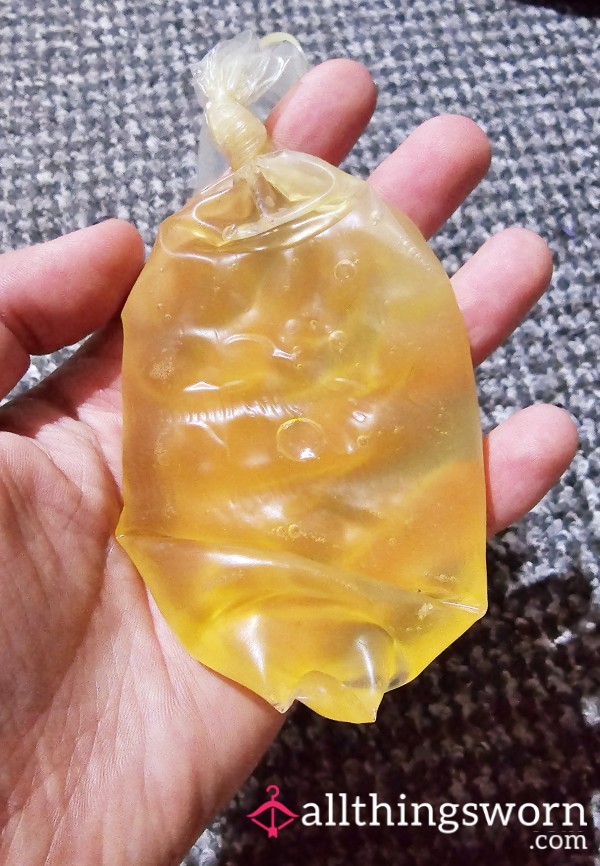 Gelatin Set Pee 😈 In A Condom. A Real Treat 💛