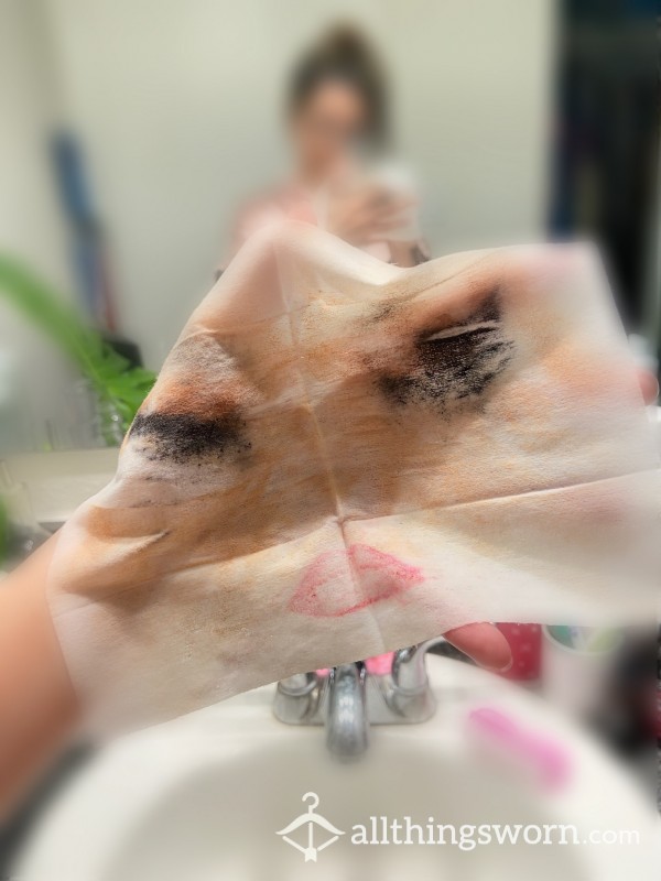 Goddess Faceprint Makeup Wipes  🧖🏻‍♀️💄