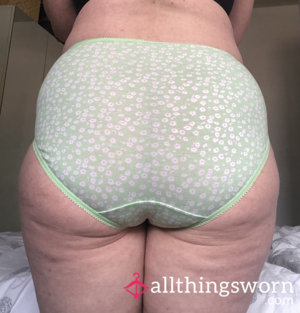 Green And White Flor*l Cotton Full Back MILF Panties