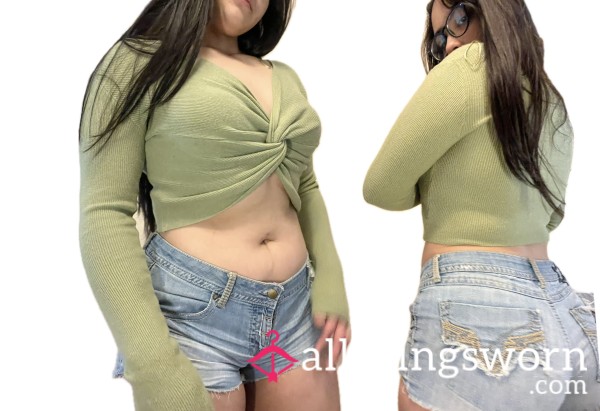 Green Long Sleeve Cropped Top