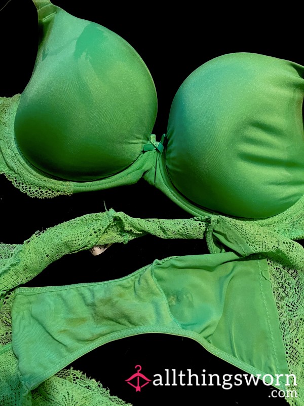 Green Ovulation Panties And Matching Bra 💚