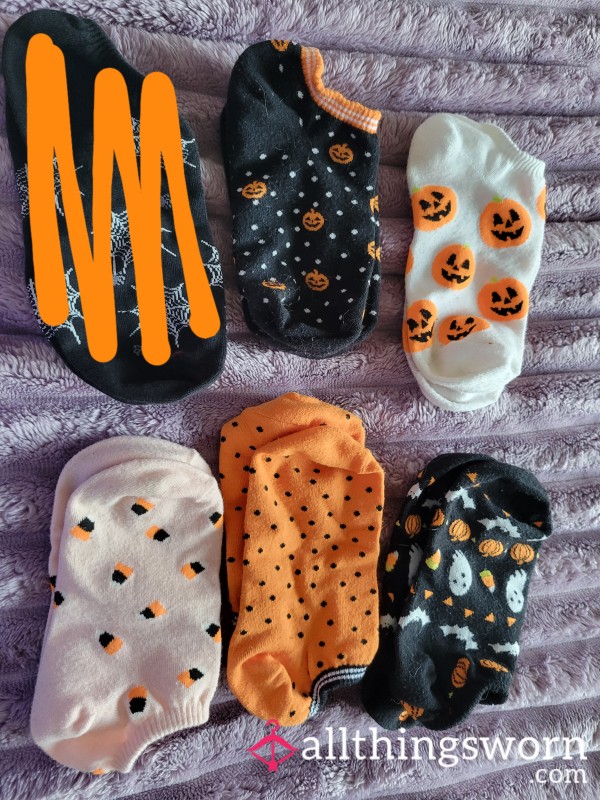 Trick Or Treat Sp**ky Socks