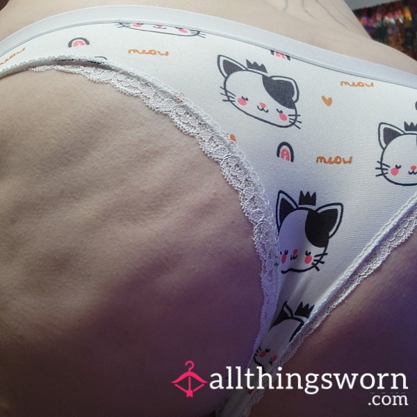 Kitty Cat "meow" Printed Cotton Thongs