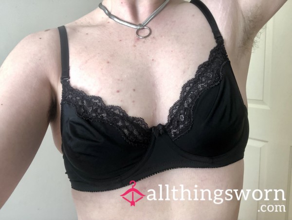 Lacey Nylon Bra 😋