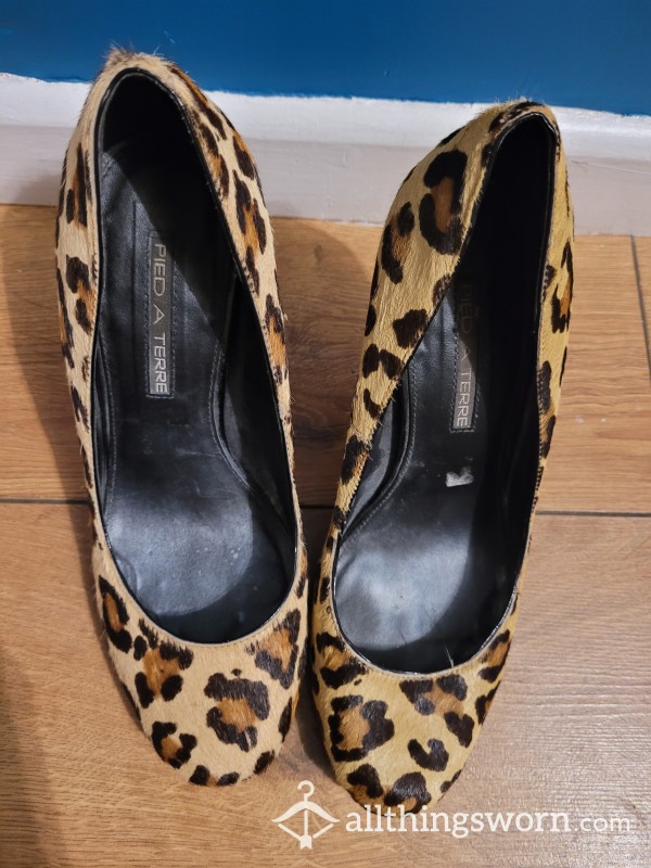 RUSSELL & BROMLEY BROWN LEOPARD PRINT SUEDE HEELS SIZE 6/39 – Whispers  Dress Agency