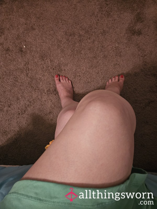 Red Toes Tease, Thigh And Knees Get Love Too