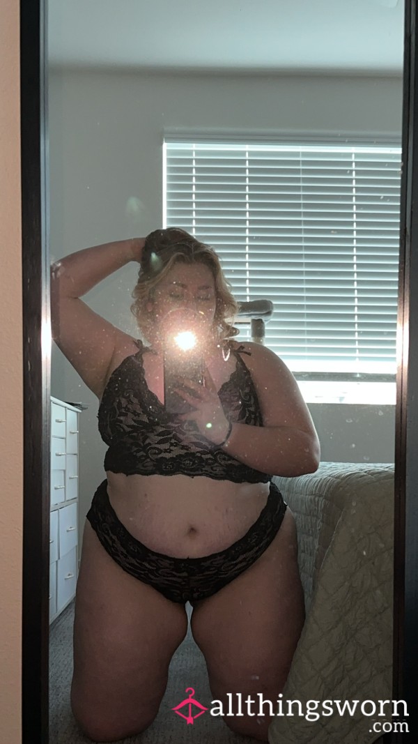 Mirror Pics In Coordinating Black Lace Lingerie