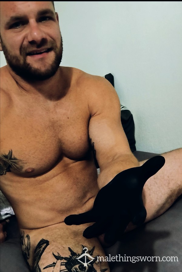 Big Load After Jerking In Latex Glove😈