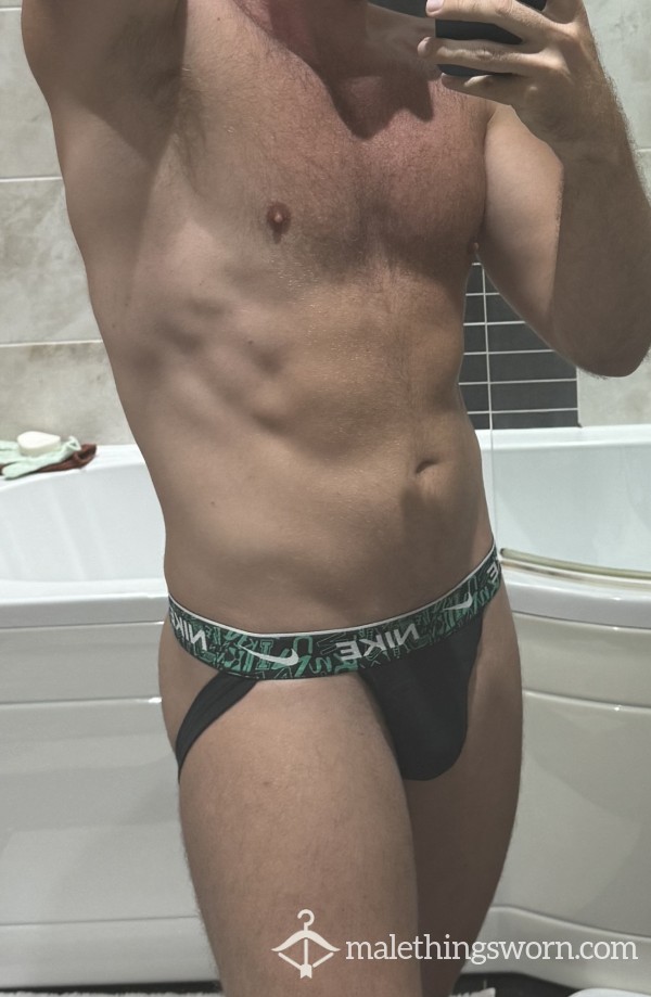 Musky Nike Jock