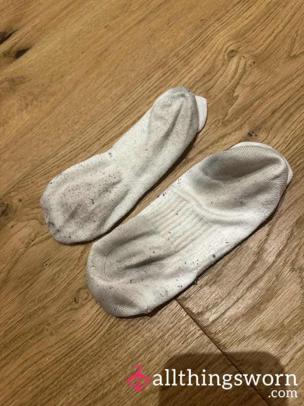 My 24-hour Worn Socks From Today’s Double Shift In The Clinic. My Feet Are Sweaty And Hurt , A Ma**age Would Be Nice👩🏼‍⚕️