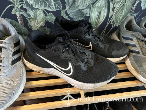 Nike Renew Trainers