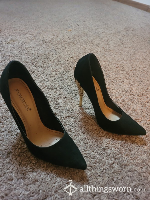 Old Black Pumps With Golden Heels