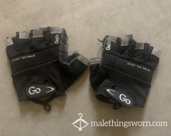 Old Gym Lifting Gloves