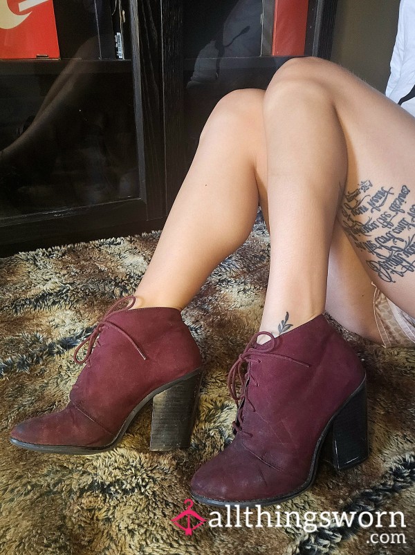 Old Well Worn Suede Dirty Maroon Burgandy High Heel Boots Ankles Booties Chunky Heels Shoe Fetish Asian Japanese Tattooed Feet