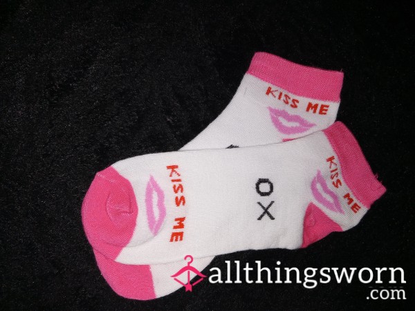 Pink 💋 Kiss Me Socks