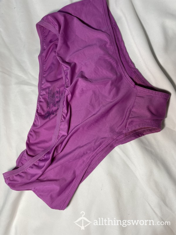 Pink/purple Panties Fruit Of The Loom Size 6