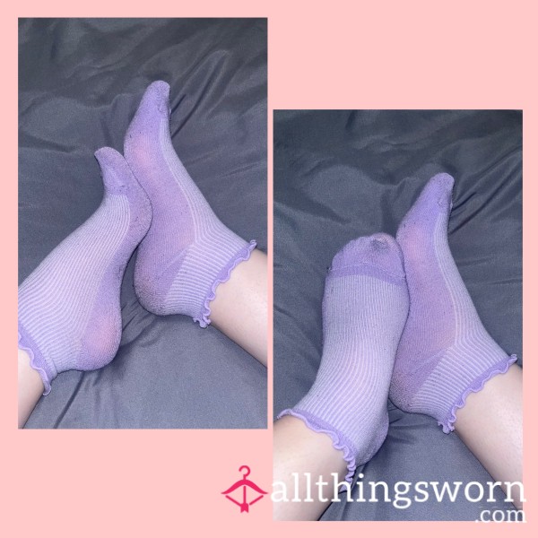 PURPLE RUFFLE ANKLE SOCKS - WORN FOR 3 DAYS 💦