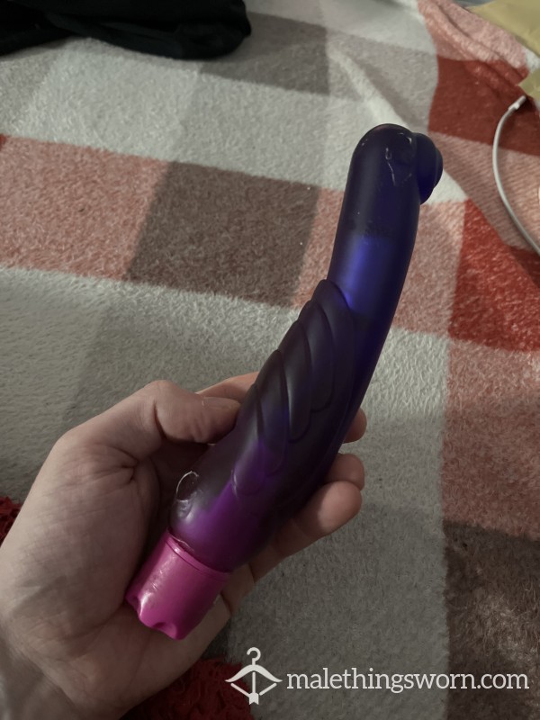 Purple Vibrating Di**o