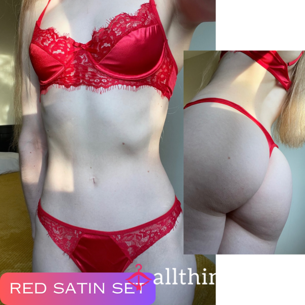 Red Satin Bra And Panty Set 🍓Size Small 🎈