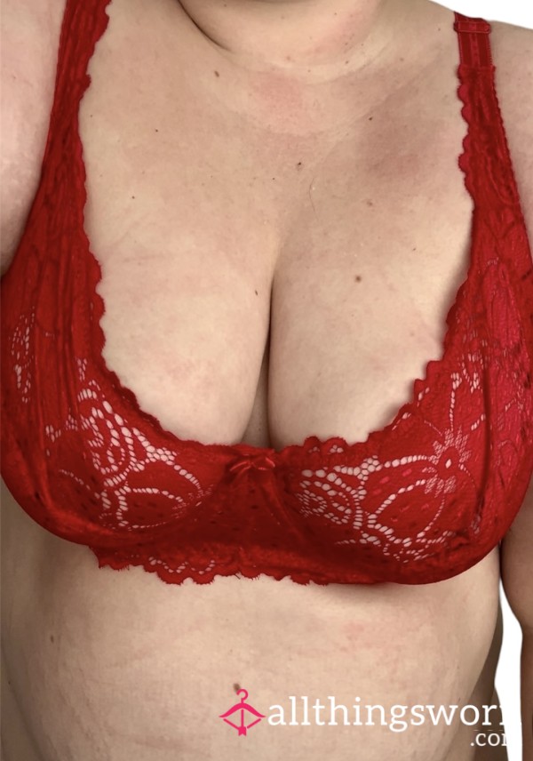 🌹 Red S**y Wired Lacy Plus Size Bra Worn By A BBW 🌹