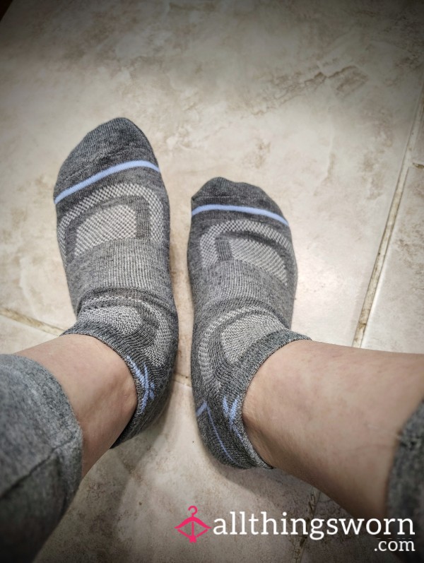 Reebok Gray Socks - Light Grey Small Gym Socks