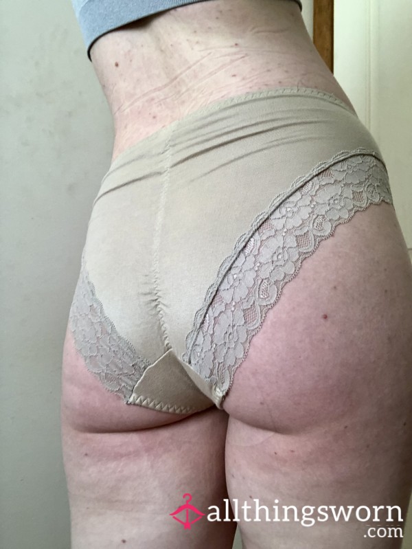 S**y Lacey Panties